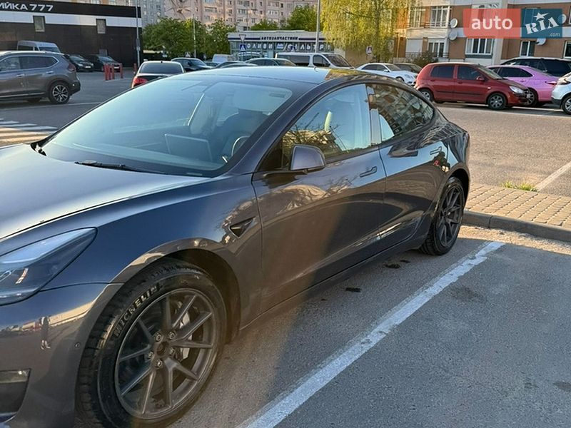 Tesla-17