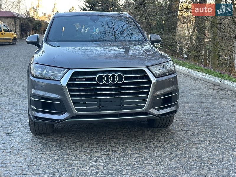 Audi-5