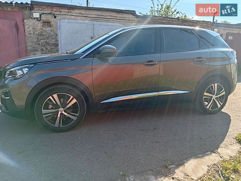 Peugeot-0