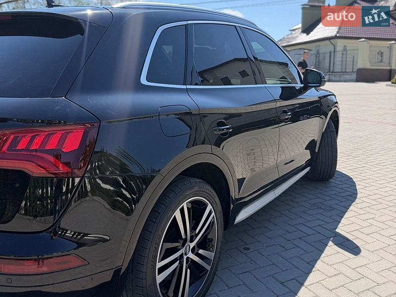 Audi-22