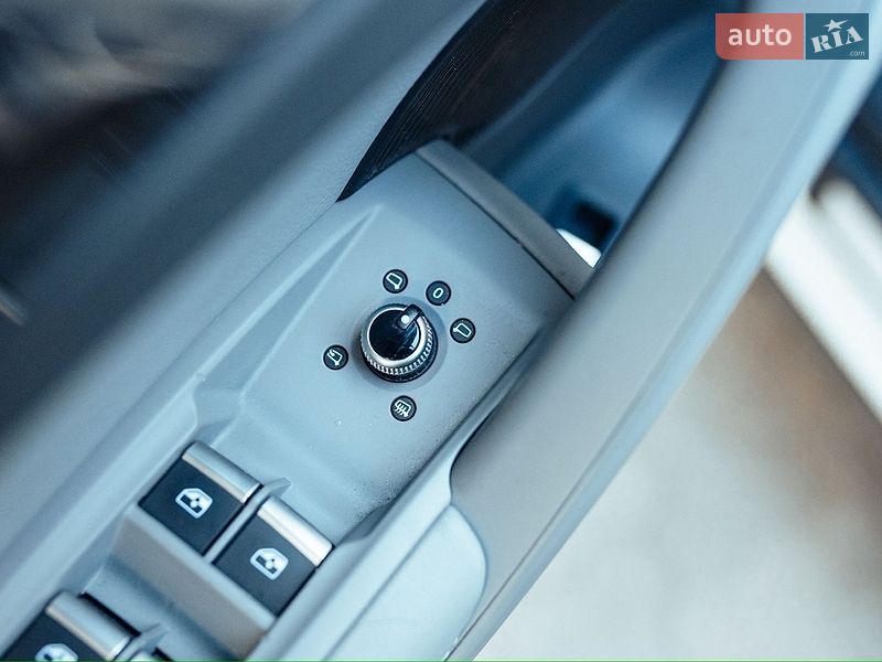 Audi-22