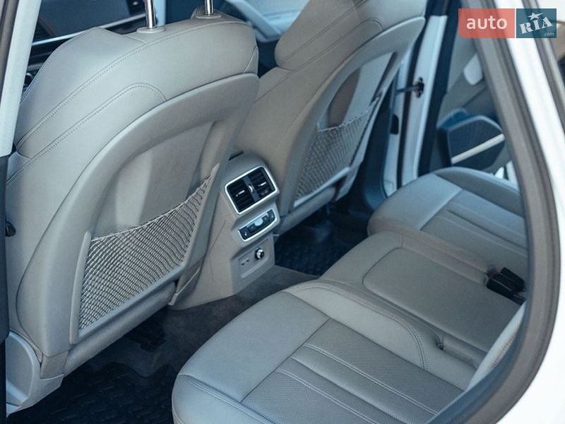 Audi-15