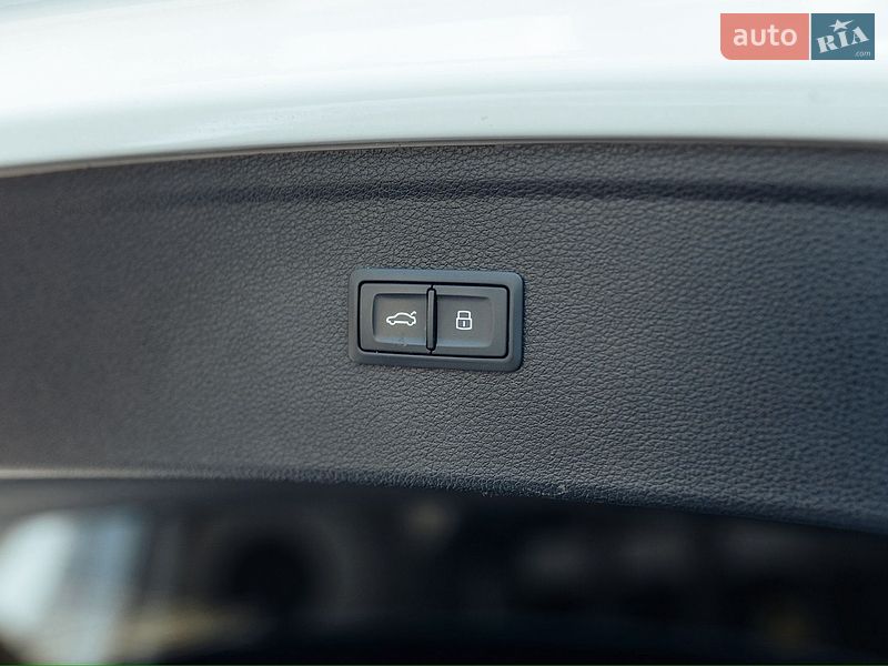Audi-46