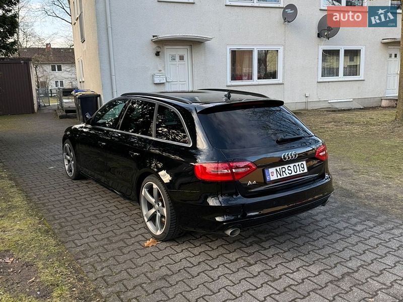 Audi-0