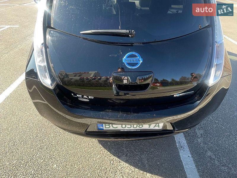 Nissan-3