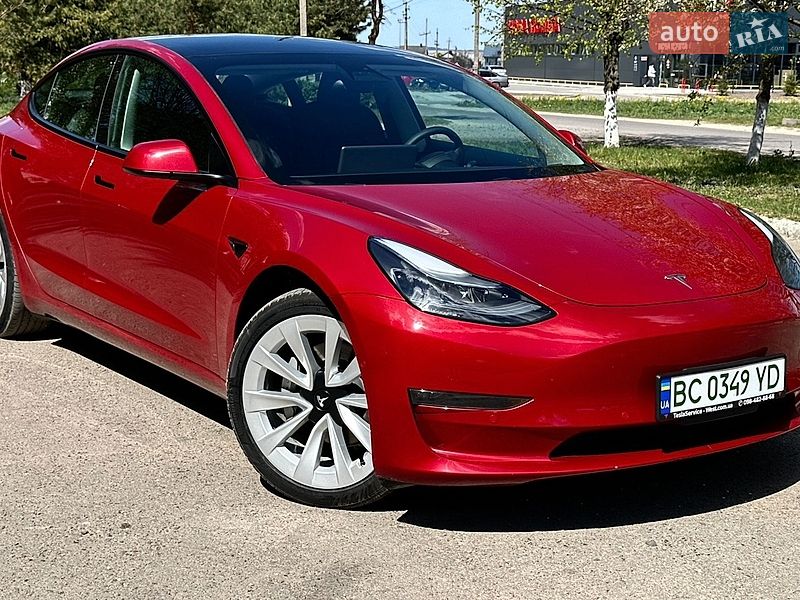 Tesla-33