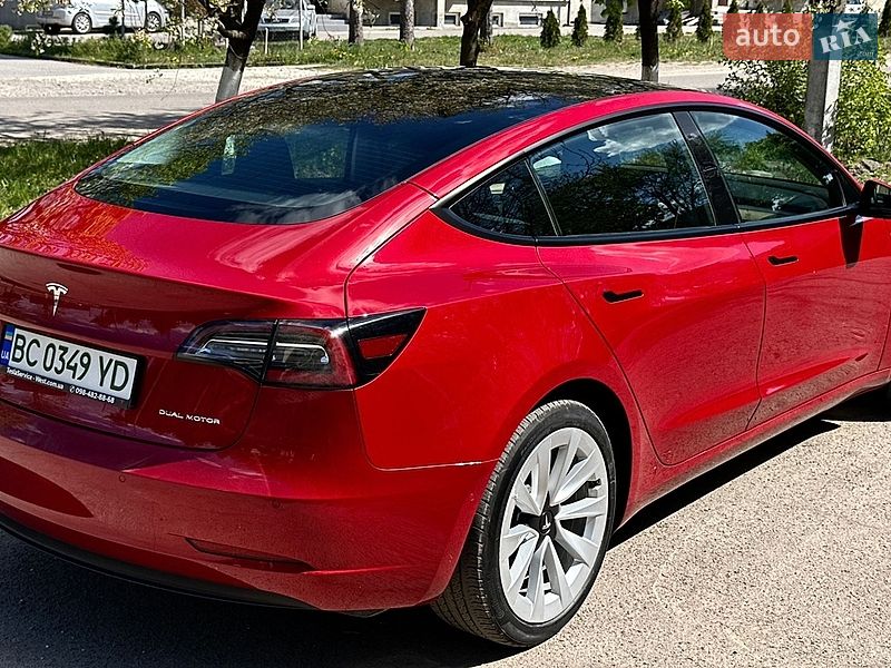 Tesla-1