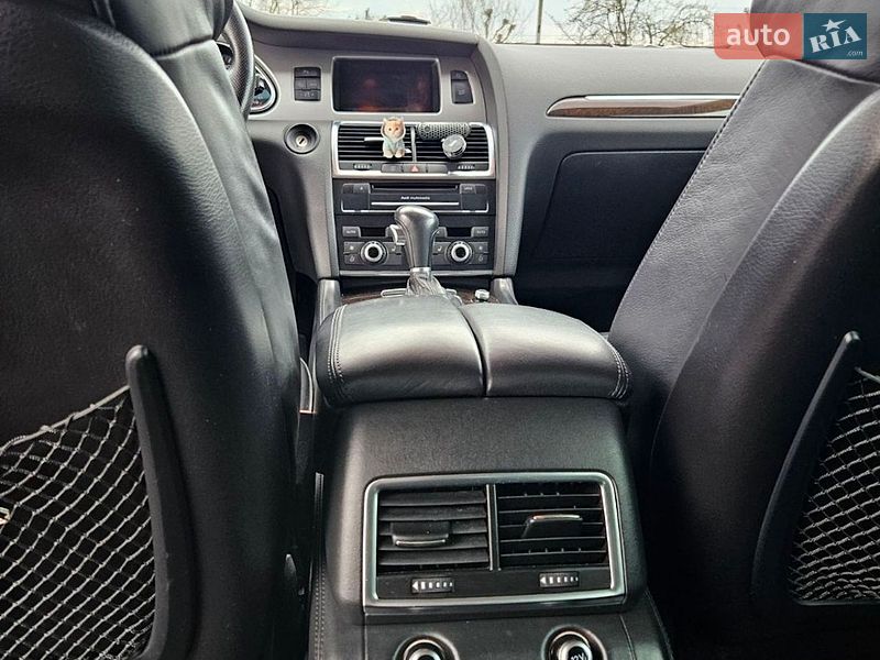 Audi-38
