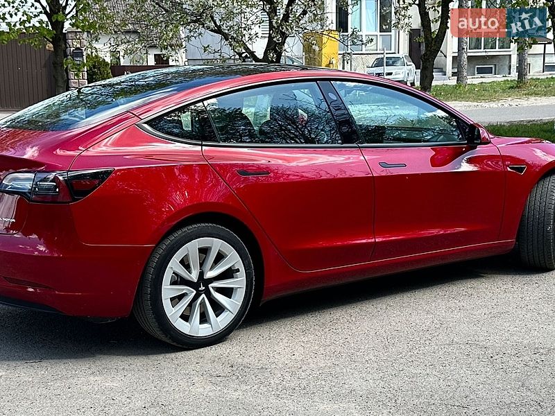 Tesla-8