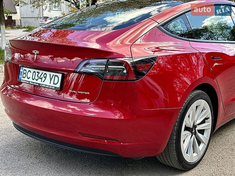 Tesla-3