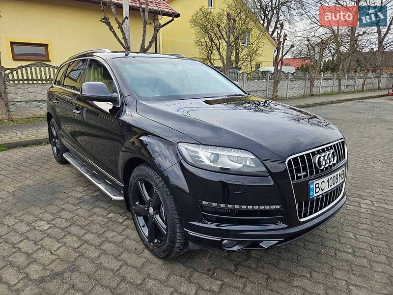 Audi-0