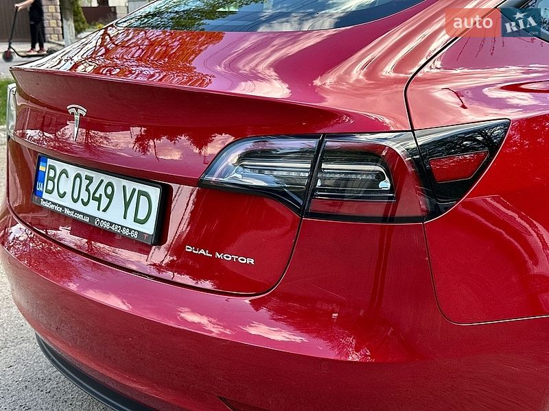 Tesla-21