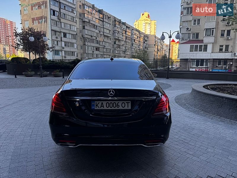 Mercedes-Benz-1
