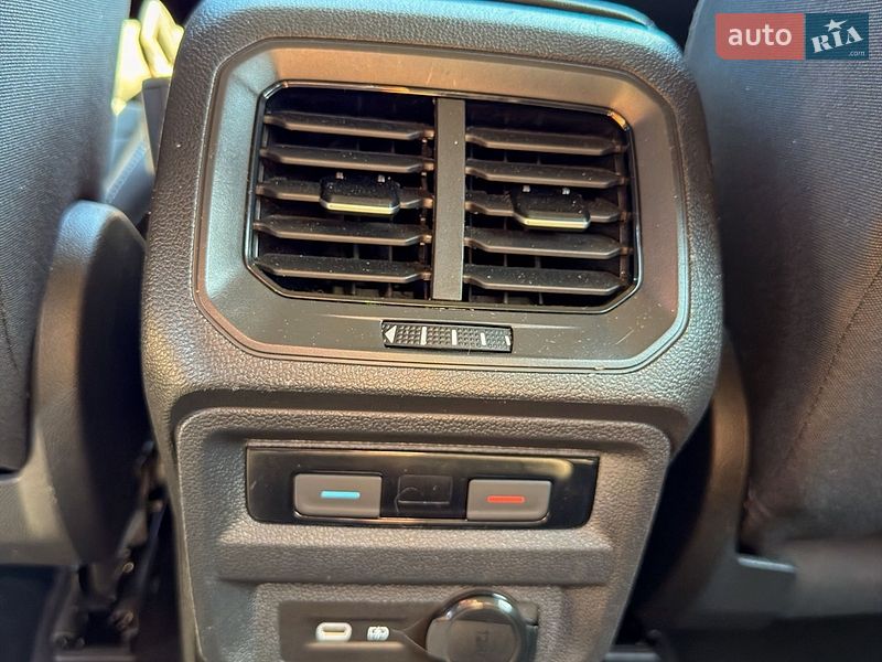 Volkswagen-0