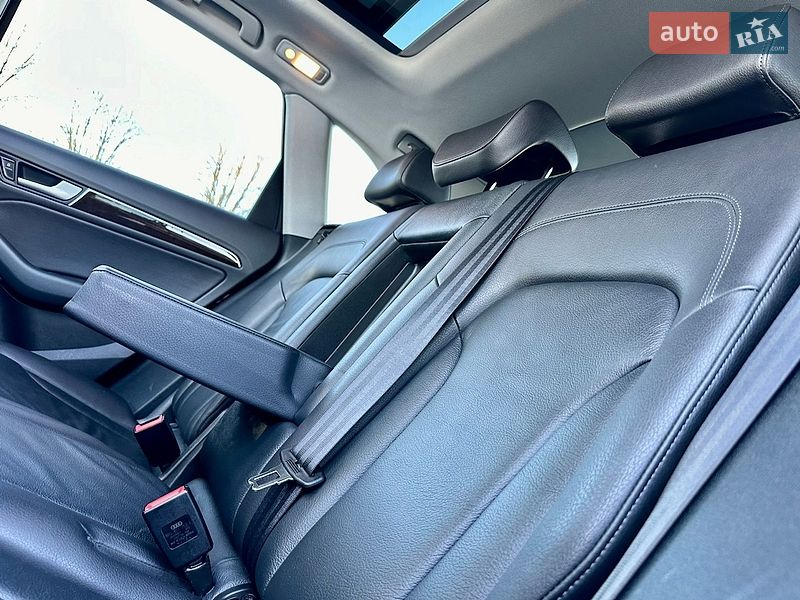 Audi-55