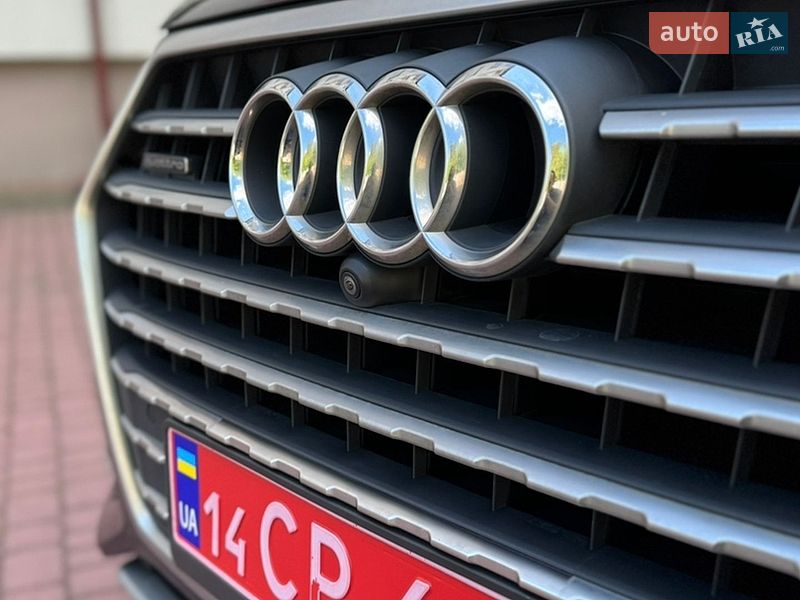 Audi-22