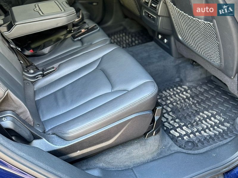 Audi-5