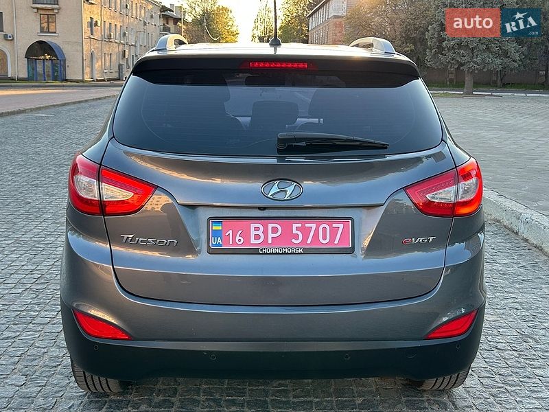 Hyundai-30