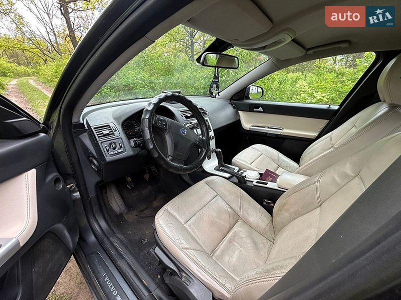 Volvo V50 2012