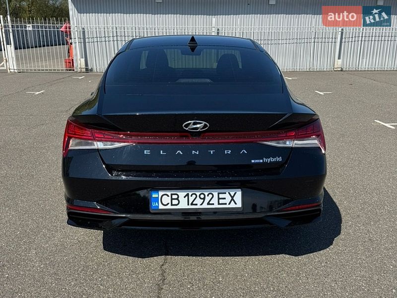 Hyundai-12