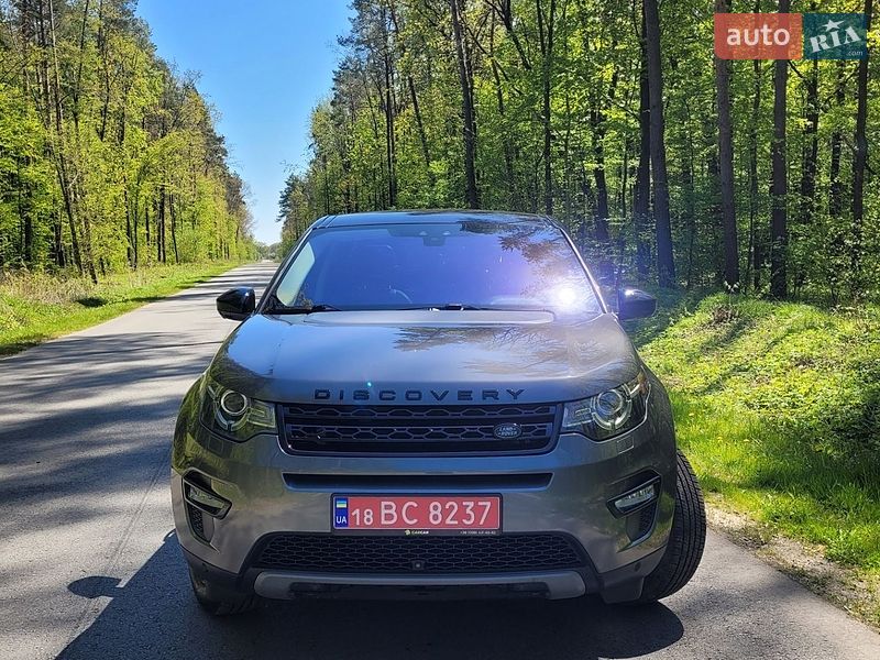 Land Rover-21