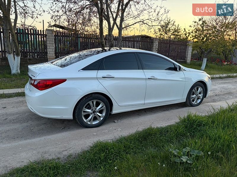 Hyundai-1