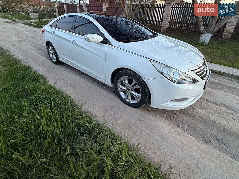 Hyundai-7