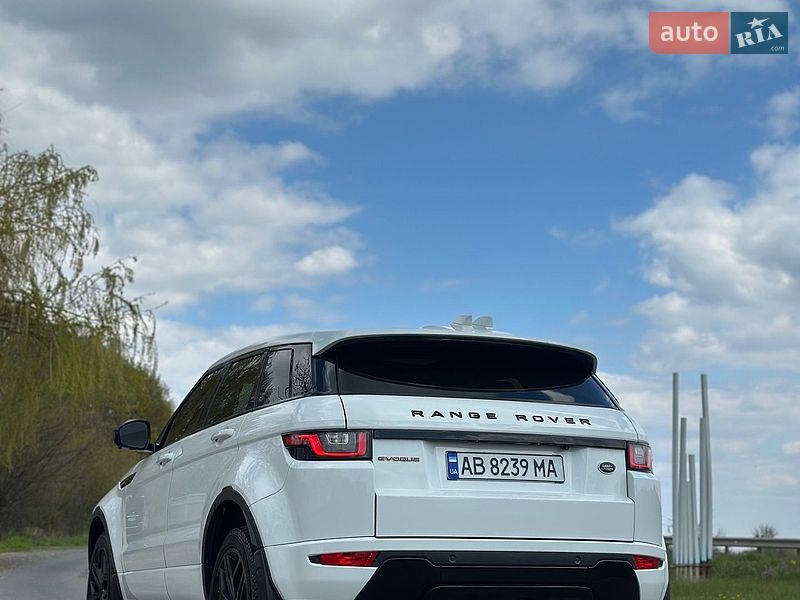 Land Rover-24