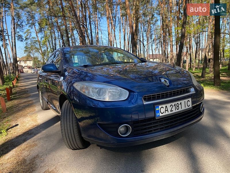 Renault-8