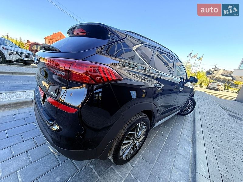 Hyundai-32