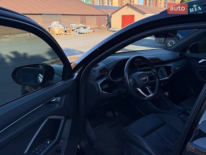 Audi-72