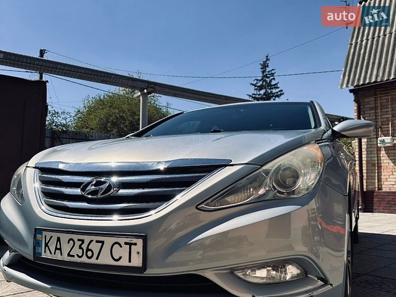 Hyundai-12