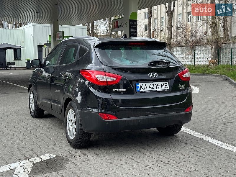 Hyundai-23