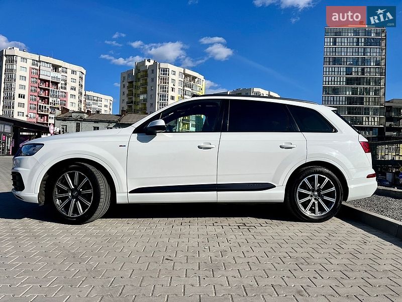 Audi-5