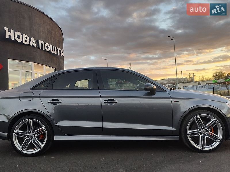 Audi-56