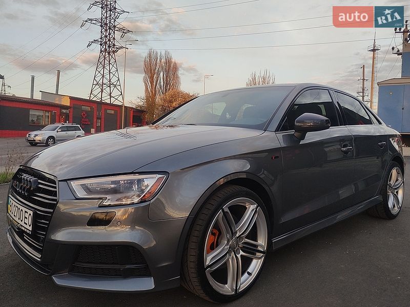 Audi-8