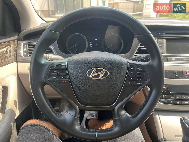 Hyundai-2