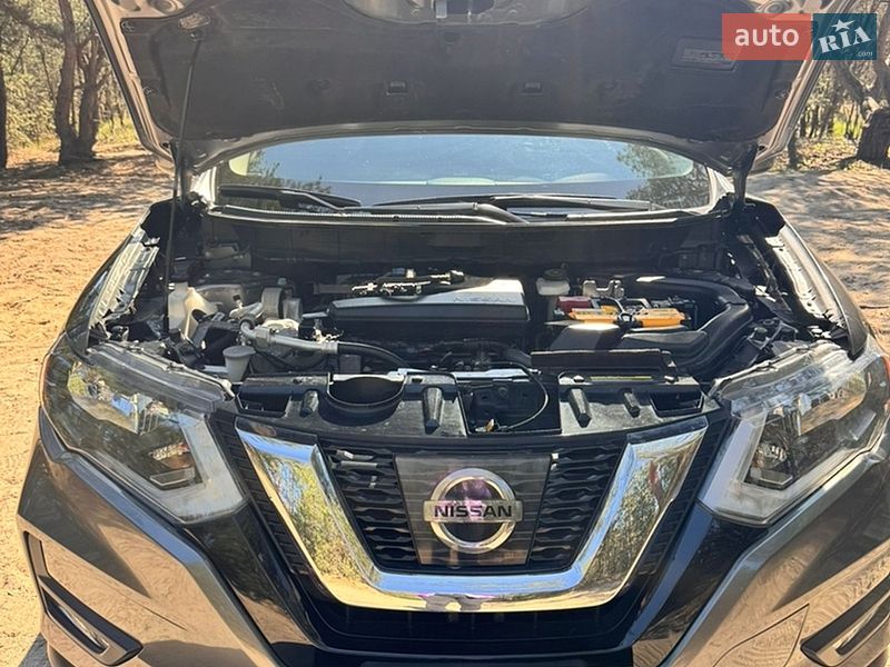 Nissan-2
