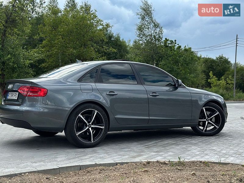 Audi-0