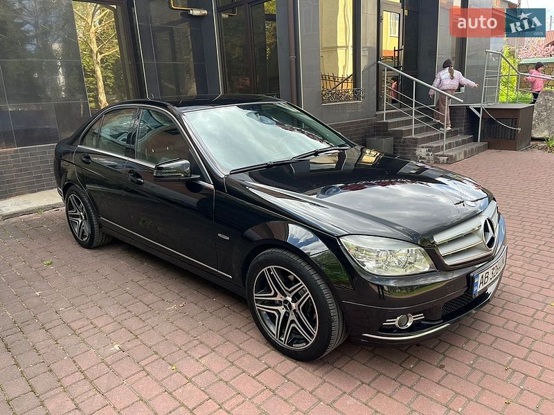 Mercedes-Benz-30