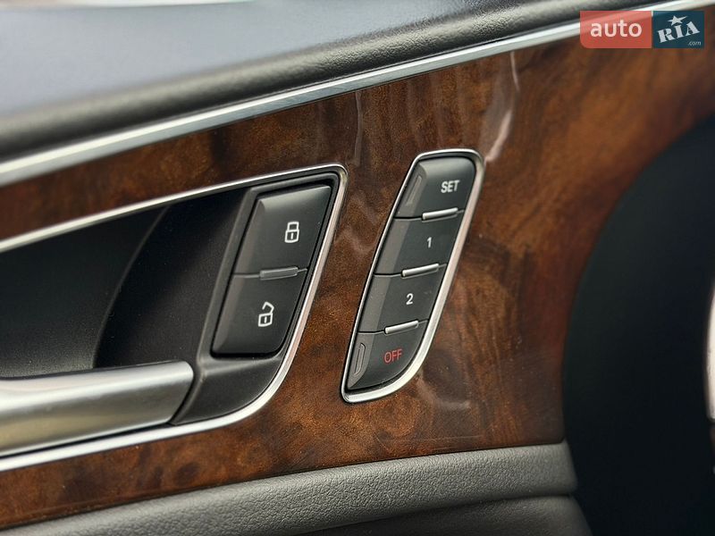Audi-21