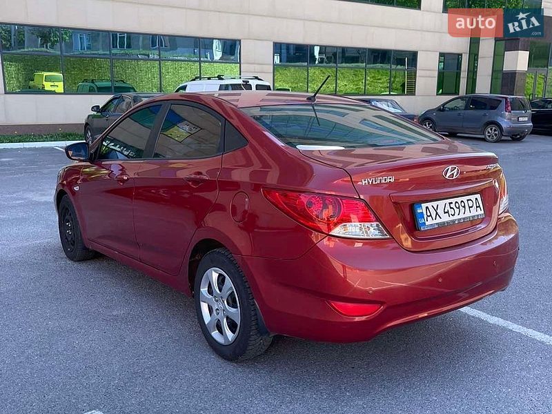 Hyundai-4