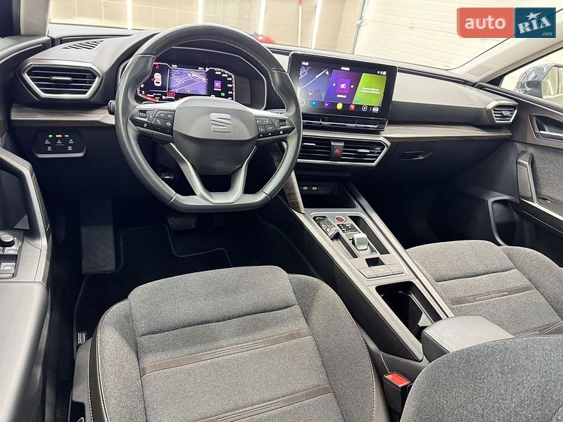 SEAT-17