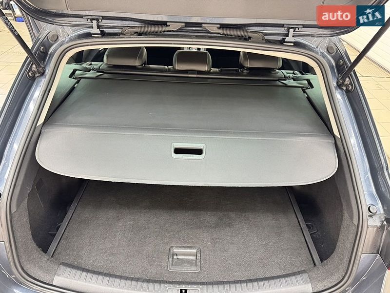 SEAT-40