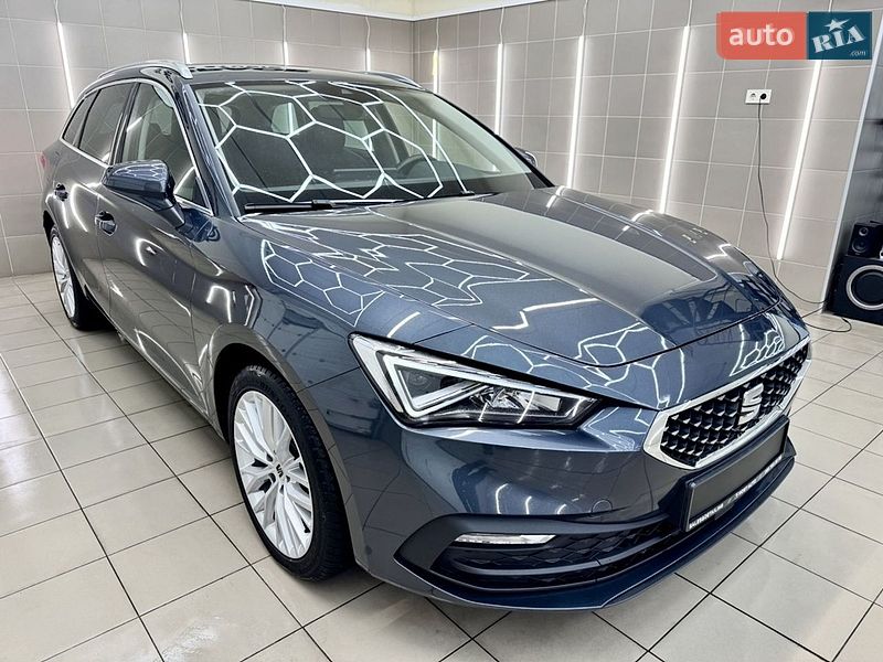 SEAT-43