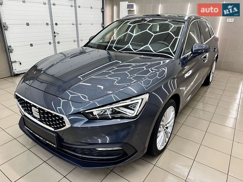 SEAT-24
