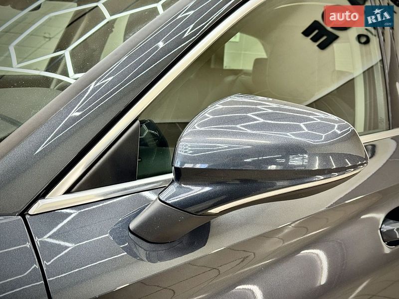 SEAT-63