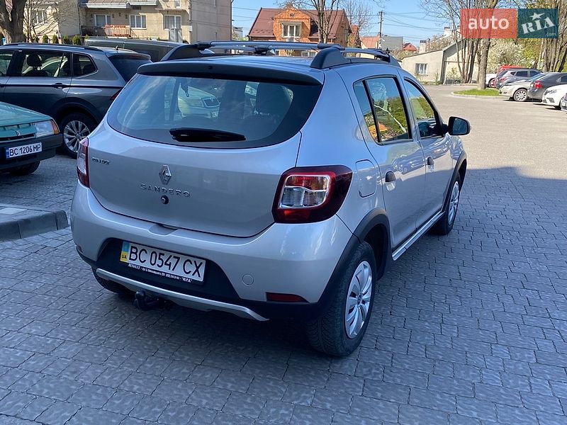 Renault-0
