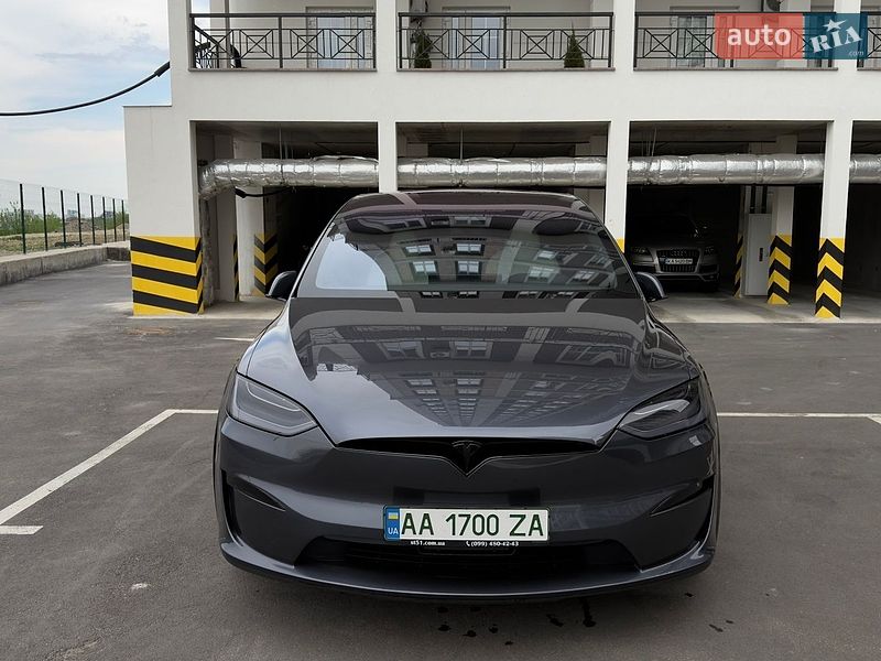 Tesla-1