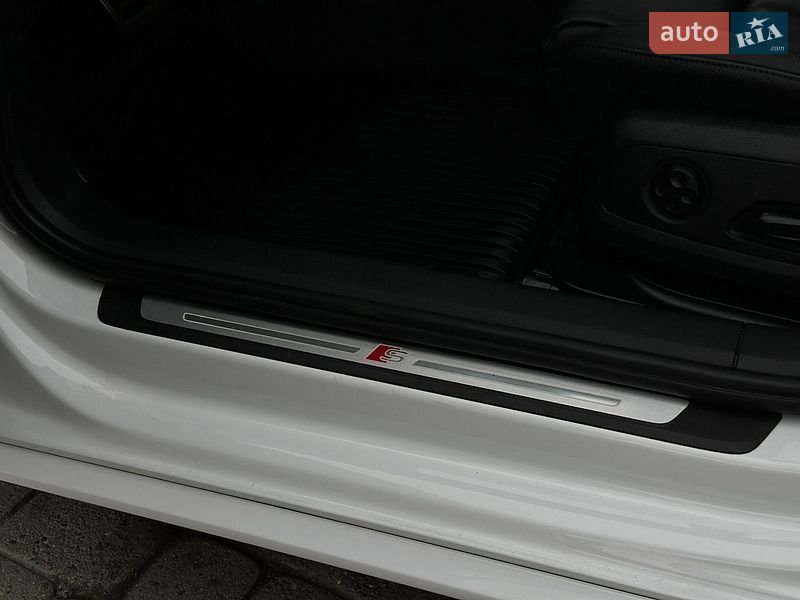 Audi-2